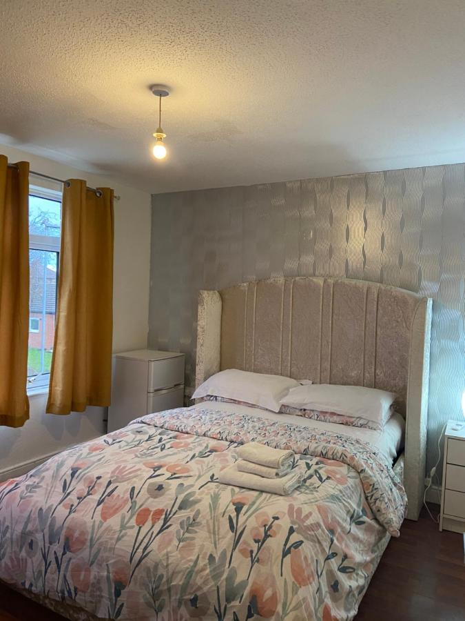 King Room In Warrington Eksteriør bilde